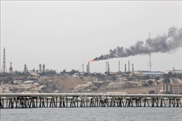 Iran lên kế hoạch xây dựng kho cảng dầu mới ngoài vùng Vịnh