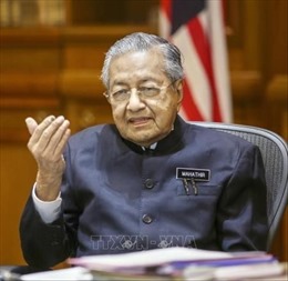 Thủ tướng Malaysia cam kết chuyển giao quyền lực sau 2 năm cầm quyền