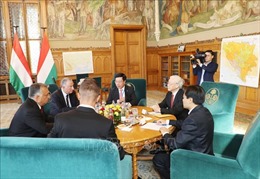 Việt Nam và Hungary ký kết nhiều văn kiện hợp tác
