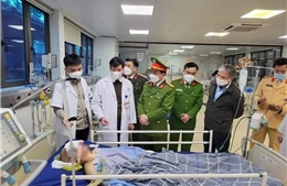 Tập trung cứu chữa các nạn nhân trong vụ tai nạn nghiêm trọng ở Tuyên Quang