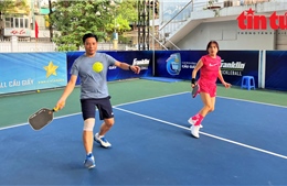 Môn thể thao &#39;3 trong 1&#39; pickleball được ưa chuộng 