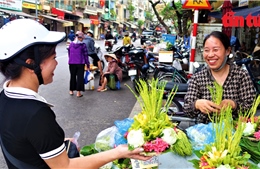 Nét đẹp hoa gói, hoa đĩa trong nếp sống người Hà Nội