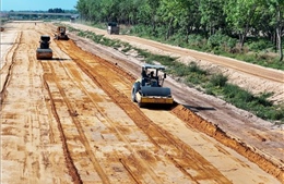 Nỗ lực &#39;vượt khó&#39; trong 3 tháng cuối năm để đạt mục tiêu tăng trưởng trên 8%