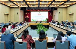 Hoàn thiện thể chế để phát triển nhanh và bền vững trong giai đoạn mới