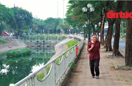 Sông Tô Lịch trước ngày khởi công dự án công viên hơn 4.600 tỷ đồng