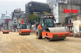 Công trường Vành đai 1 Hà Nội nhộn nhịp thi công xuyên Tết