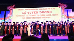 Hà Nội tuyên dương 88 thủ khoa tốt nghiệp đại học