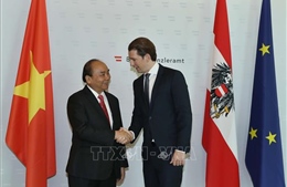 Thủ tướng Nguyễn Xuân Phúc hội đàm với Thủ tướng Áo