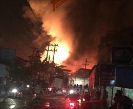 Đồng Nai: Cháy rụi hàng ngàn mét vuông nhà xưởng, thiệt hại hàng chục tỷ đồng