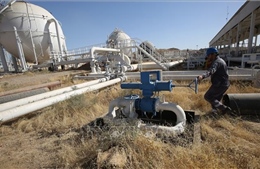 Giá dầu hướng đến tháng giao dịch tồi tệ nhất trong hơn 2 năm