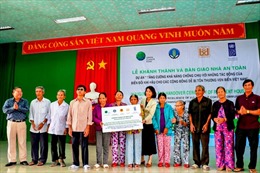 Bàn giao 107 căn nhà chống bão lũ cho người dân Thừa Thiên - Huế