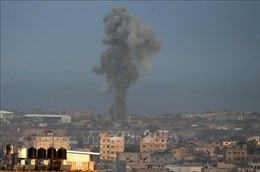 Israel không kích Dải Gaza sau vụ phóng rocket​ của Palestine