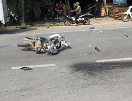 Va chạm xe máy trong đêm ở Hưng Yên, 2 người tử vong 
