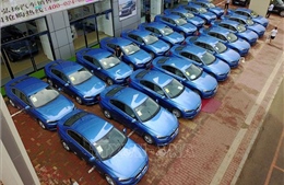 Tám tháng liên tiếp, doanh số bán ô tô tại Trung Quốc giảm 