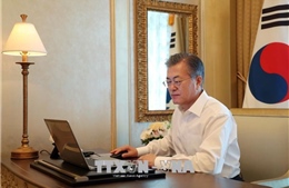 Tổng thống Hàn Quốc hối thúc chính phủ hồi sinh nền kinh tế