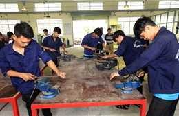 Chăm lo giáo dục và đào tạo nghề cho đồng bào dân tộc Khmer