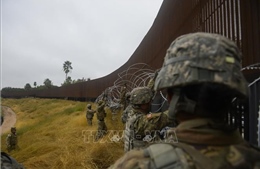Mỹ tăng cường 320 binh sĩ tới biên giới miền Nam với Mexico