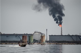 Rò rỉ đường ống gây ra vệt dầu loang kéo dài hơn 13 km trên biển Venezuela