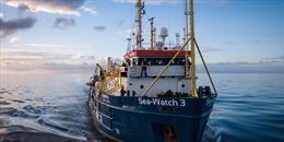 Italy bắt giữ tàu cứu hộ người di cư của tổ chức từ thiện Sea Watch 