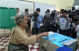 Bầu cử hội đồng địa phương tại Campuchia