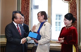 Thủ tướng Nguyễn Xuân Phúc gặp mặt các nhà ngoại giao, chuyên gia Thụy Điển