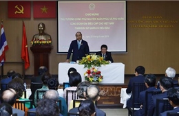 Thủ tướng Nguyễn Xuân Phúc thăm Đại sứ quán Việt Nam và gặp gỡ kiều bào tại Thái Lan