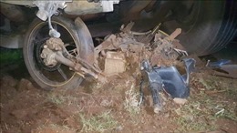 Bình Phước: Xe container tông trực diện xe máy, hai người thương vong