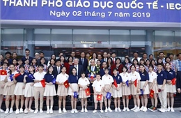 Thủ tướng Nguyễn Xuân Phúc thăm, làm việc tại Thành phố Giáo dục Quốc tế - IEC Quảng Ngãi