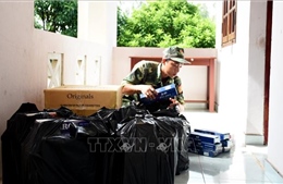 Thu giữ hàng nghìn gói thuốc lá ngoại nhập lậu qua biên giới ở An Giang