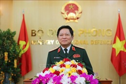 Bộ trưởng Bộ Quốc phòng thăm Đại tướng Phùng Quang Thanh
