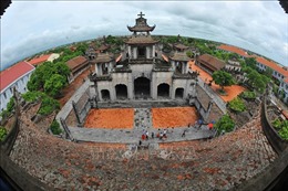  Nhà thờ đá Phát Diệm nhìn từ trên cao