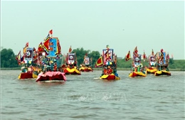 Đặc sắc diễn xướng hội quân trên sông Lục Đầu
