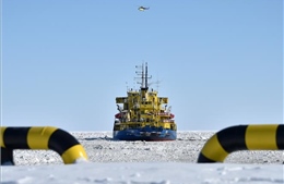Động cơ tàu phá băng Nga phát tín hiệu cấp cứu đã hoạt động trở lại