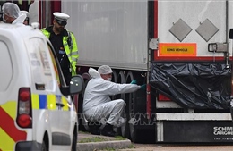 Vụ 39 thi thể trong xe tải ở Anh: Lái xe tải bị buộc tội ngộ sát và buôn người