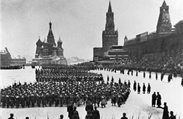 Tái hiện cuộc duyệt binh lịch sử năm 1941 kỷ niệm Cách mạng tháng Mười Nga