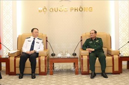 Phó Tổng Tham mưu trưởng QĐND Việt Nam tiếp Đoàn Cục Quản lý Di dân Trung Quốc