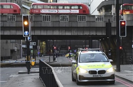 Cảnh sát Anh: Nghi phạm vụ đâm dao trên cầu London từng ngồi tù vì tội khủng bố
