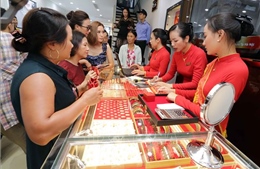 Giá vàng trong nước sáng 10/1 tiếp tục &#39;hạ nhiệt&#39;