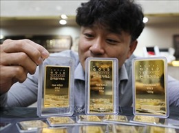 Giá vàng châu Á giảm trước thời điểm ECB công bố chính sách tiền tệ