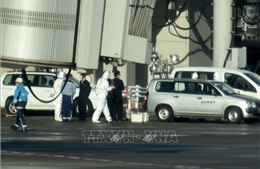  Khoảng 10 hành khách trên du thuyền Nhật Bản dương tính với virus Corona 