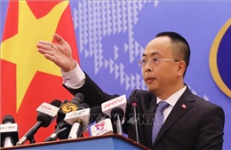Việt Nam tiếp tục phối hợp chặt chẽ với Trung Quốc và các nước để ngăn dịch COVID-19