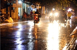 Tây Nguyên và Nam Bộ mưa to cục bộ chiều tối và đêm