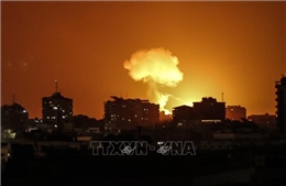 Israel tấn công trả đũa phong trào Hamas