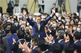 Tân Thủ tướng Nhật Bản Yoshihide Suga - Sứ mệnh &#39;vượt qua thách thức&#39;
