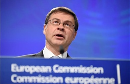 EP phê chuẩn việc bổ nhiệm 2 ủy viên mới phụ trách tài chính và thương mại của EU