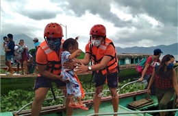 Siêu bão Goni quần thảo phía Đông Philippines, ít nhất 4 người thiệt mạng