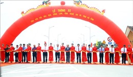 Thủ tướng Nguyễn Xuân Phúc dự lễ thông xe cầu Cửa Hội