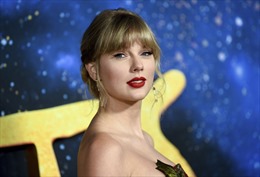 Grammy 2021: Taylor Swift thắng giải &#39;Album của năm&#39; 