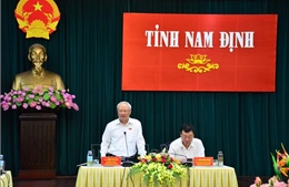 Kiểm tra việc chuẩn bị bầu cử tại Nam Định