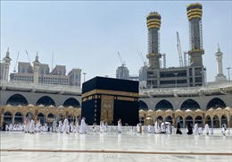 Saudi Arabia nới lỏng quy định phòng dịch trước lễ hành hương đến Thánh địa Mecca